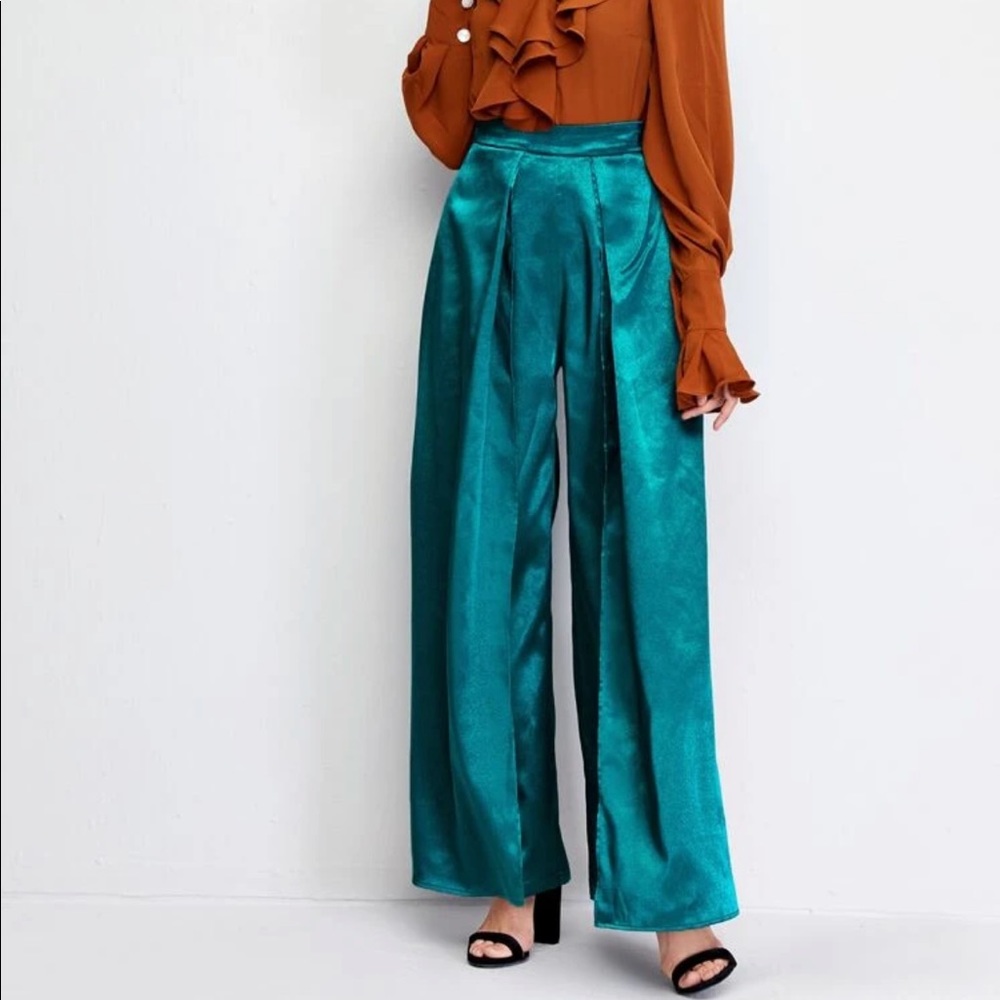 Wide leg elegant emerald satin pants